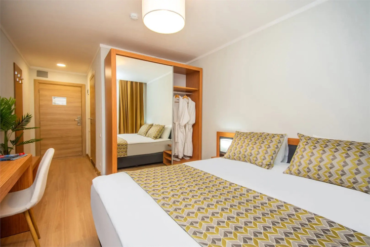 Orbi Palace Hotel Official