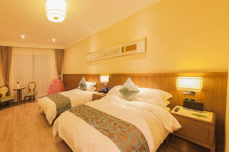 Friendsship Express Hotel