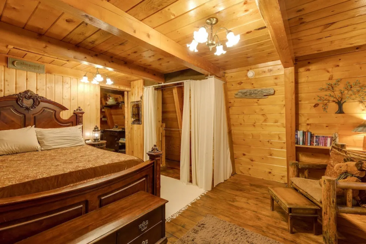 Knotty Pines