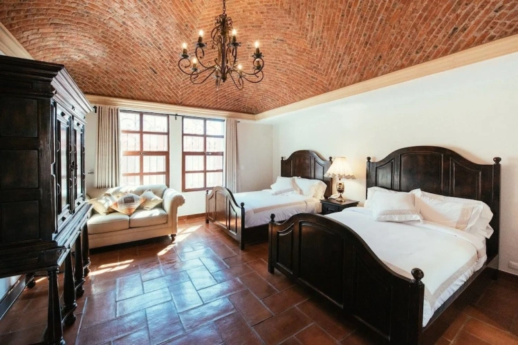 Deluxe Quadruple room
