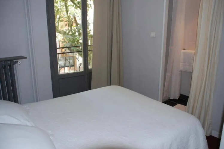 Le Charleston Hotel