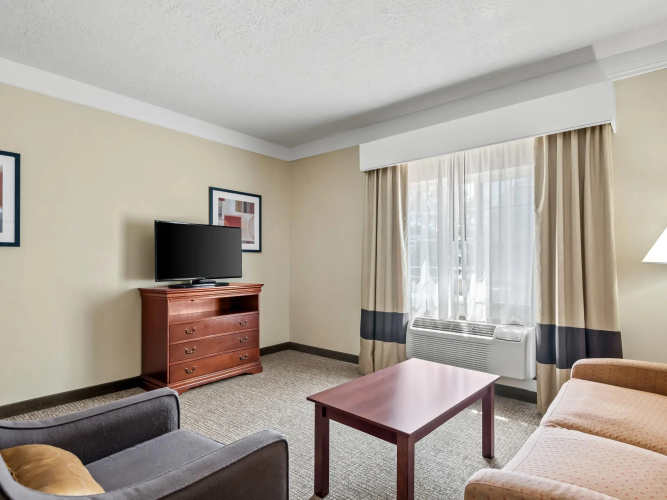 Comfort Suites Linn County