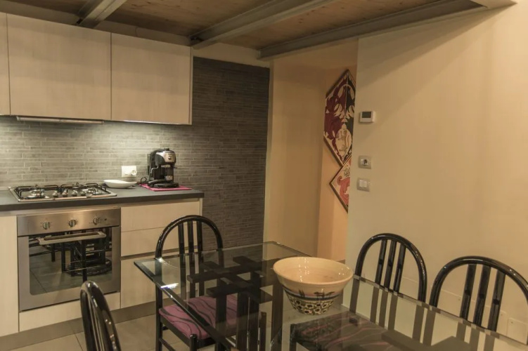 N12 Design Accomodations Alcova 75