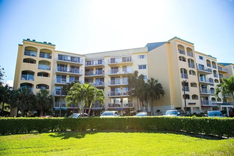 San Marco Residences 507