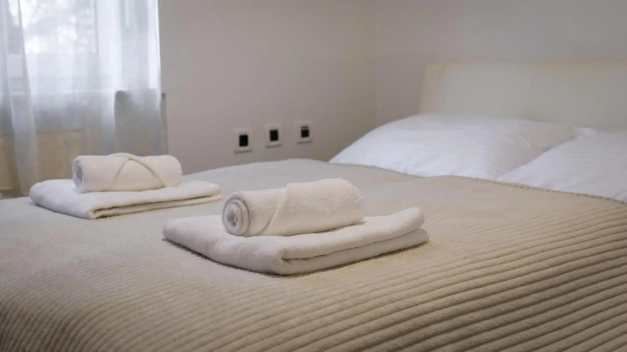 Four Seasons Apartment - FREE PARKING