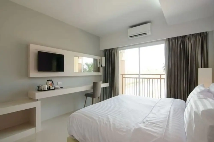 Deluxe room with balcony