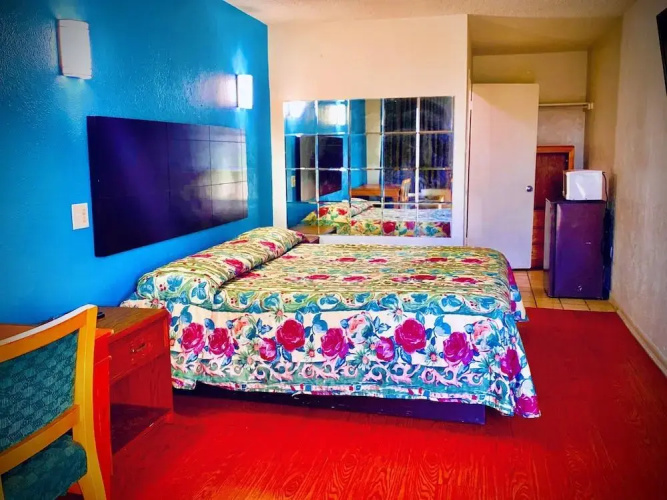 Embassy motel