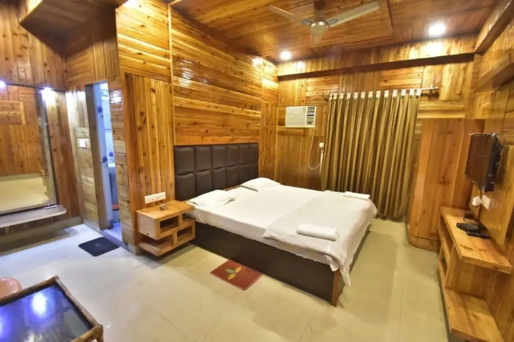 Superior Double room with city view