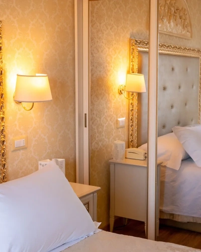 Comfort Double room with balcony and with courtyard view