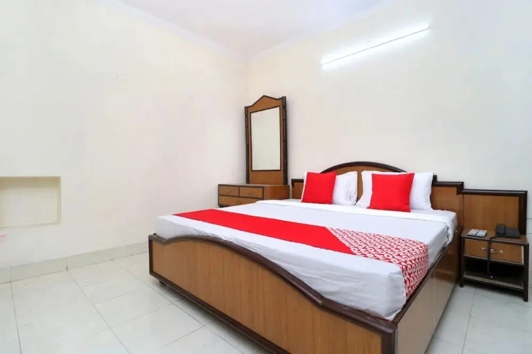 Ab Hotel By OYO Rooms