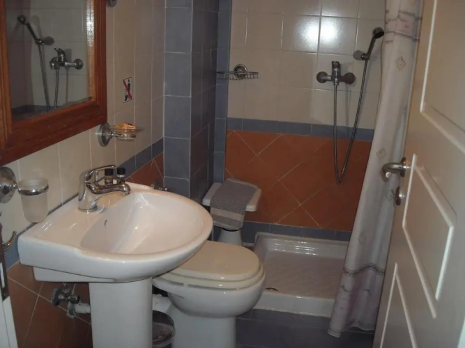 Economy Twin room