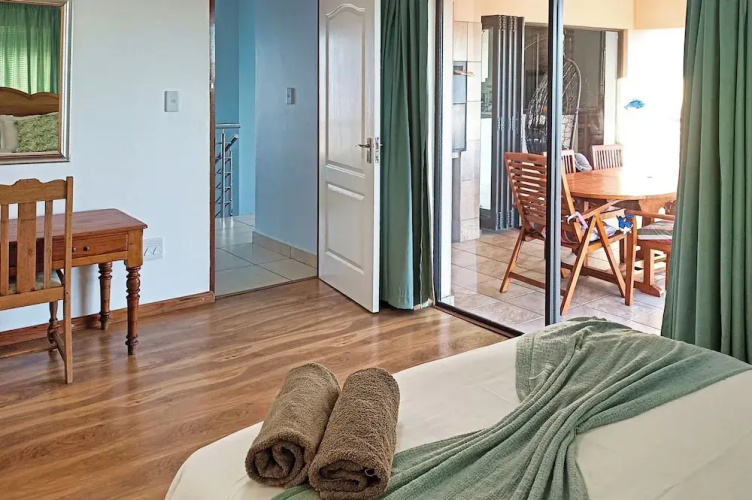 Sa-Ais, Langebaan 6-sleeper