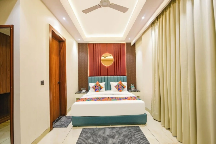 Premium room