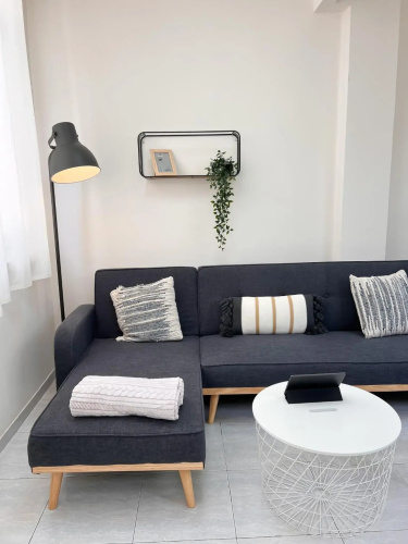 Modern and spacious apartment in downtown