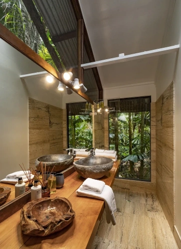 Standard Twin room with balcony