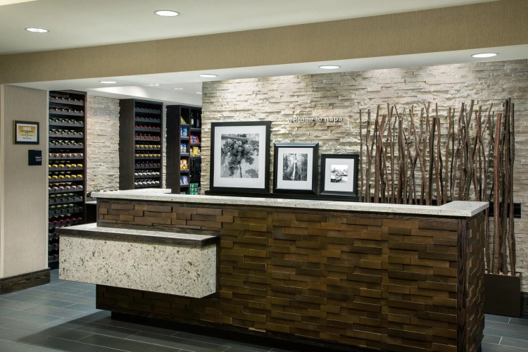 Hampton Inn & Suites Napa