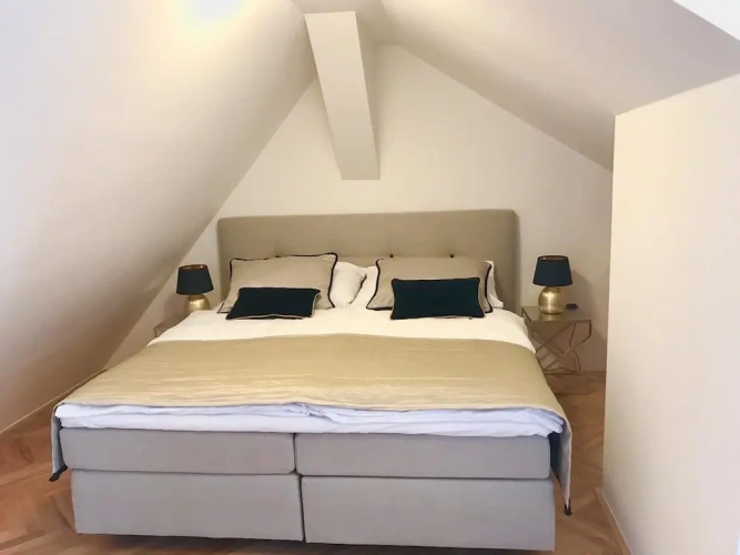 Standard Duplex room with city view
