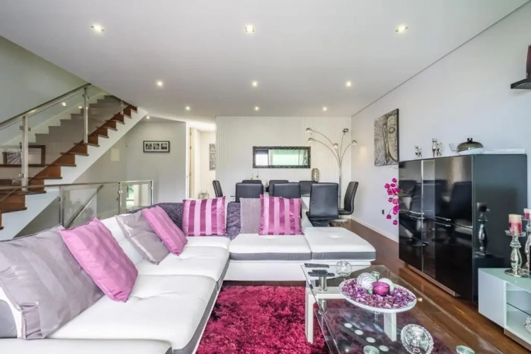 3 Bedrooms Cottage