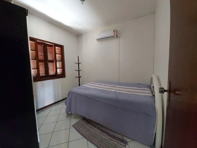 4 Bedrooms Cottage