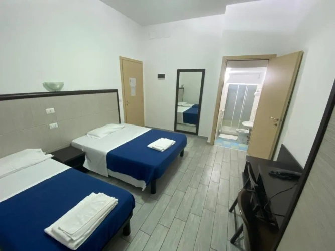 Economy Triple room