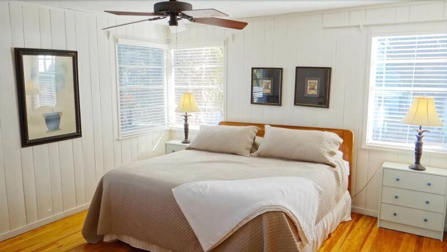 106 30th St 4 Bedroom Home