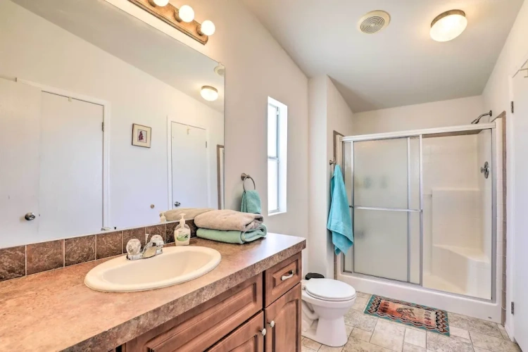 3 Bedrooms Cottage