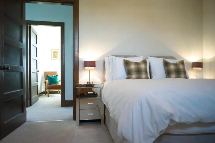 3 Bedrooms Cottage