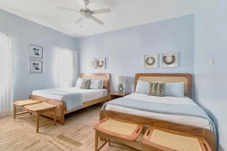 Beachfront Condo w Sea View A-202 Costa Atlantica