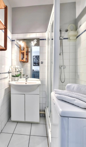 836 - Eiffel Tower View  - Parisian apartment - Image 11