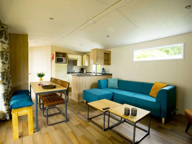 Lodge in Duinhoeve Near Dunes & Playground