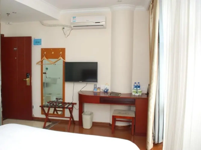 Standard Double room with view