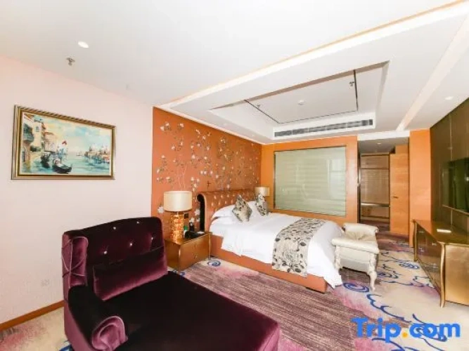 Executive Quadruple Suite