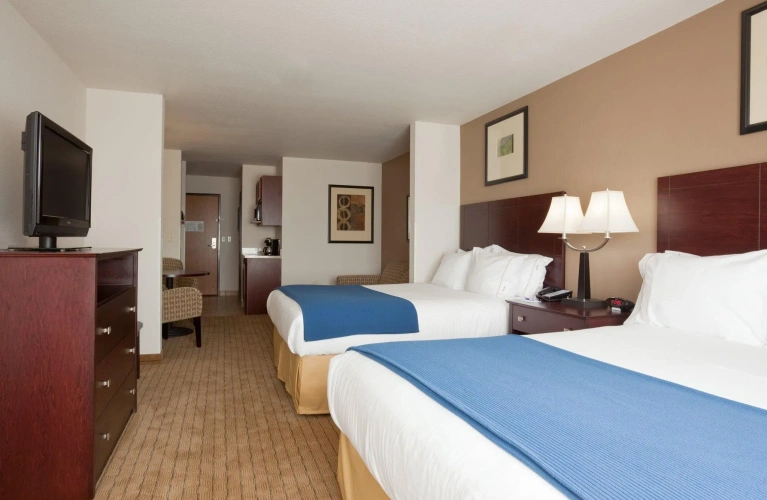 Deluxe Double Suite
