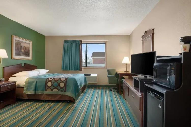Asteria Inn And Suites