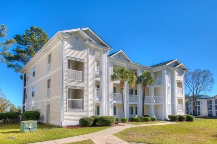 River Oaks 6-I Apartment