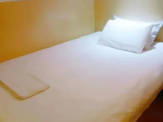 100 Inn (Kangqiao)
