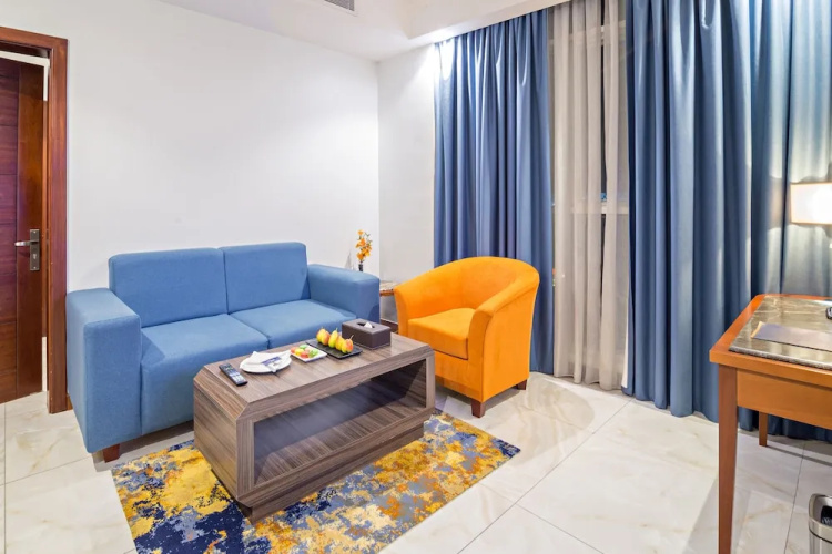 Jiwar Almasi Hotel