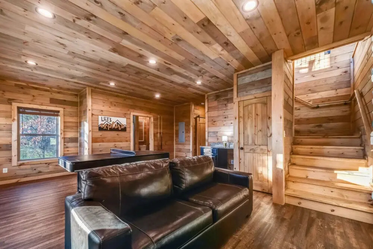 Mountain Jerne 3 Bedroom Cabin by Redawning
