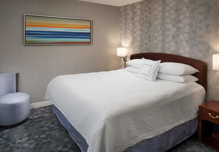 Country Inn & Suites by Radisson Columbus Edinburgh