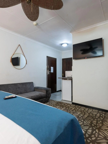 ANEW Hotel & Convention Centre OR Tambo Hotel