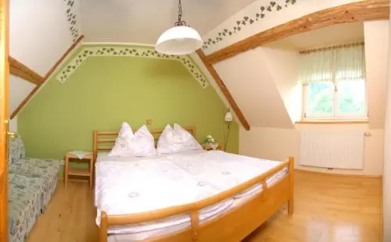 Bauernhof und Weingut Strablegg