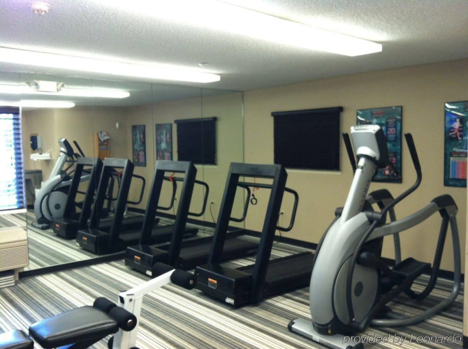 Sonesta Simply Suites Detroit Troy photo 19