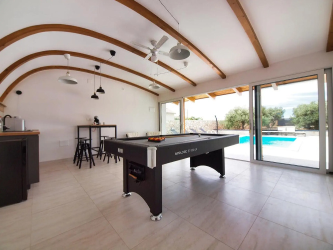 Villa 195
