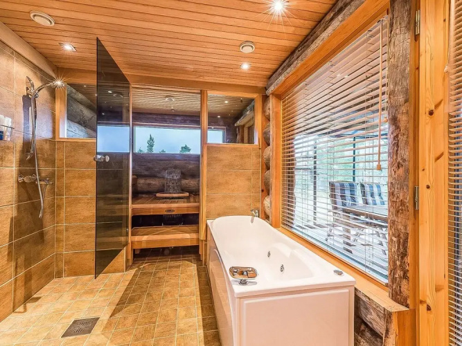 Jussis Chalet b Juuma