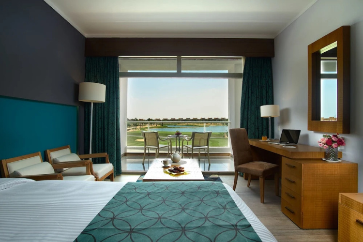 Mövenpick Resort & Golf Einbay