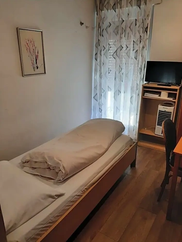 Economy Single room