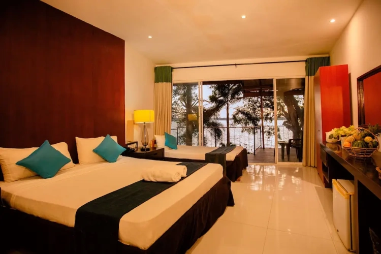 Deluxe Double room with balcony and with view