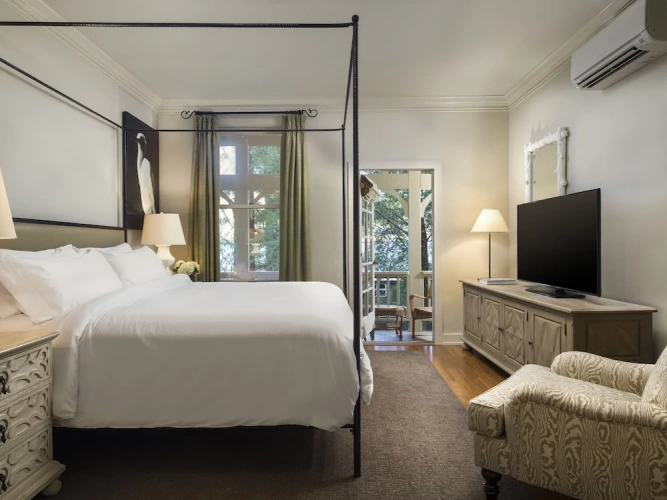 Deluxe Double room with balcony