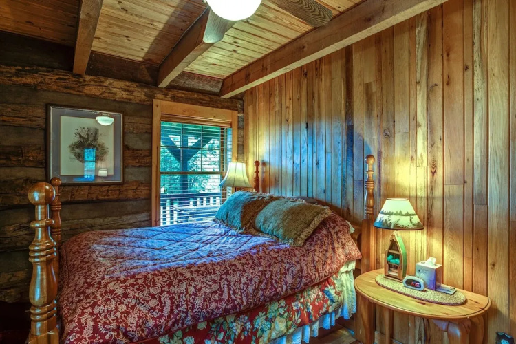 Grandma's Mountain Cabin 3 Bedrooms 2 Bathrooms Cabin