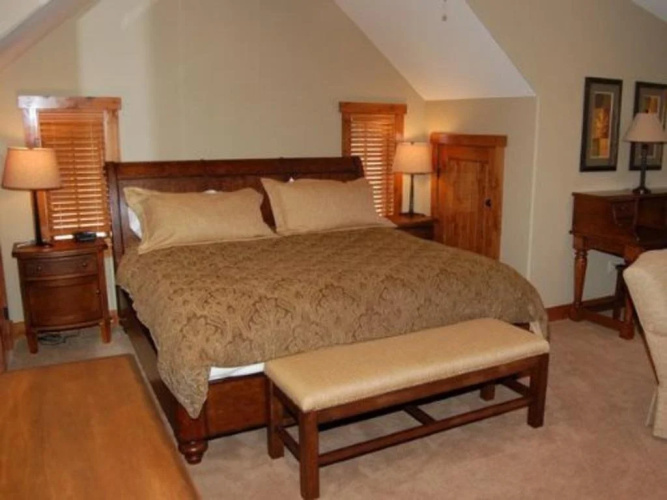 Staircase Chalets at Tamarack Resort